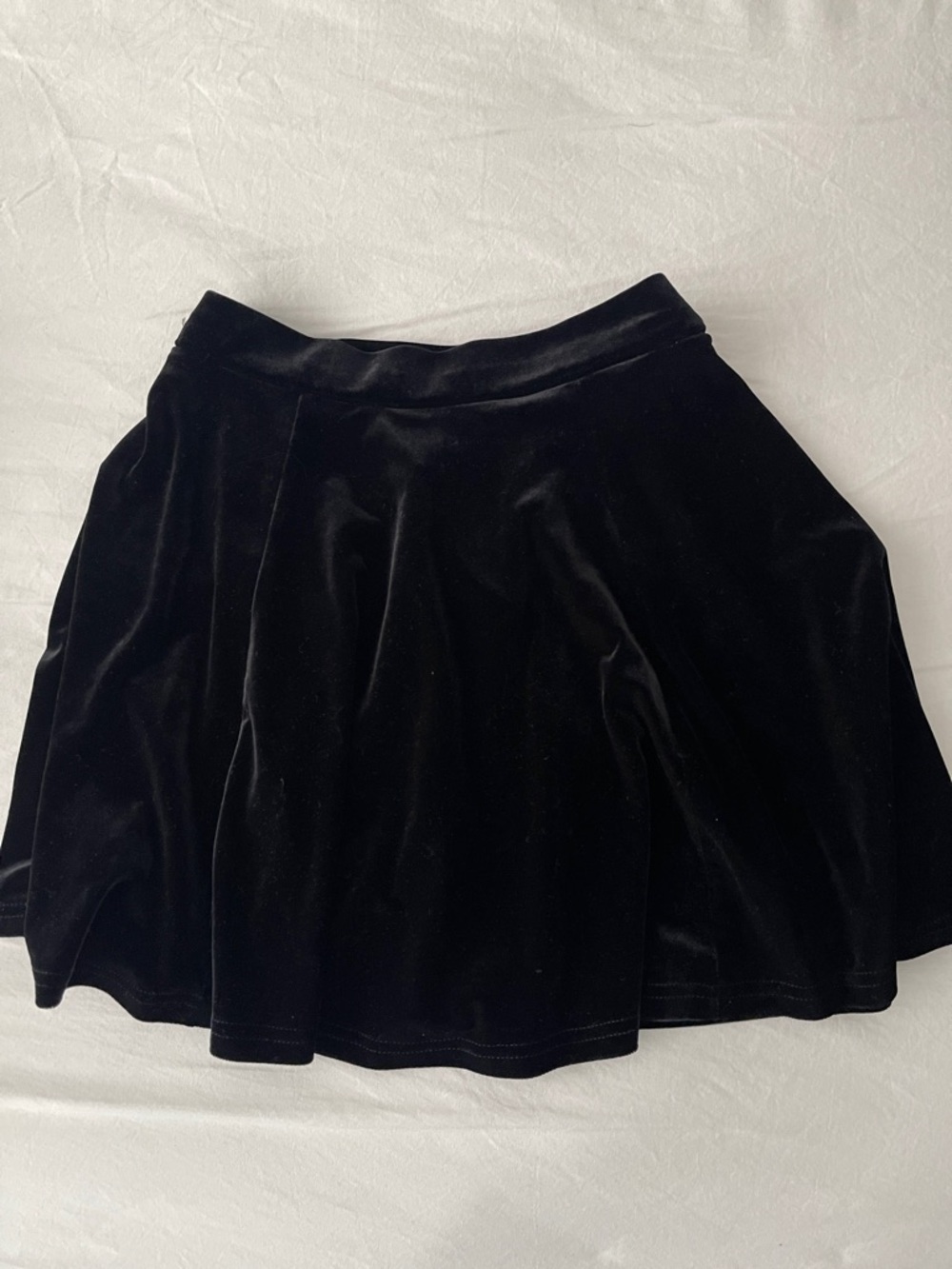 H&M Black Velvet Mini Skirt